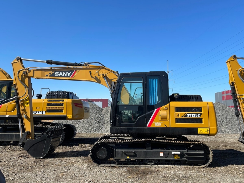    SANY SY135C