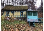 Продатся участок 20 соток п. Колосово с небольшим домом